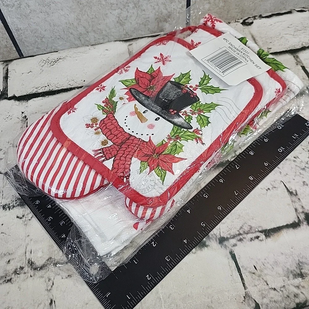 Christmas Towels Oven Mitt Hot Pad 4pc Kitchen Set Snowman Poinsettias New